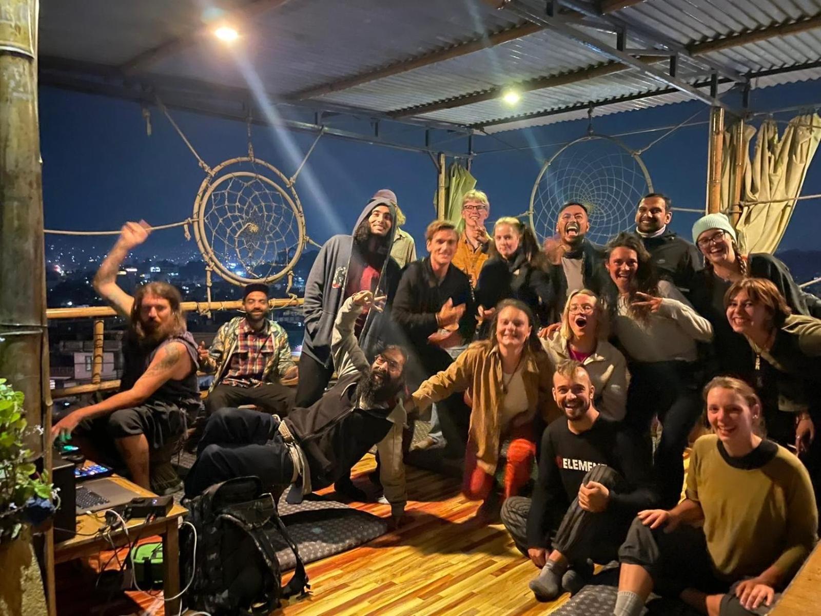 Planet Nomad Hostel Catmandu Exterior foto