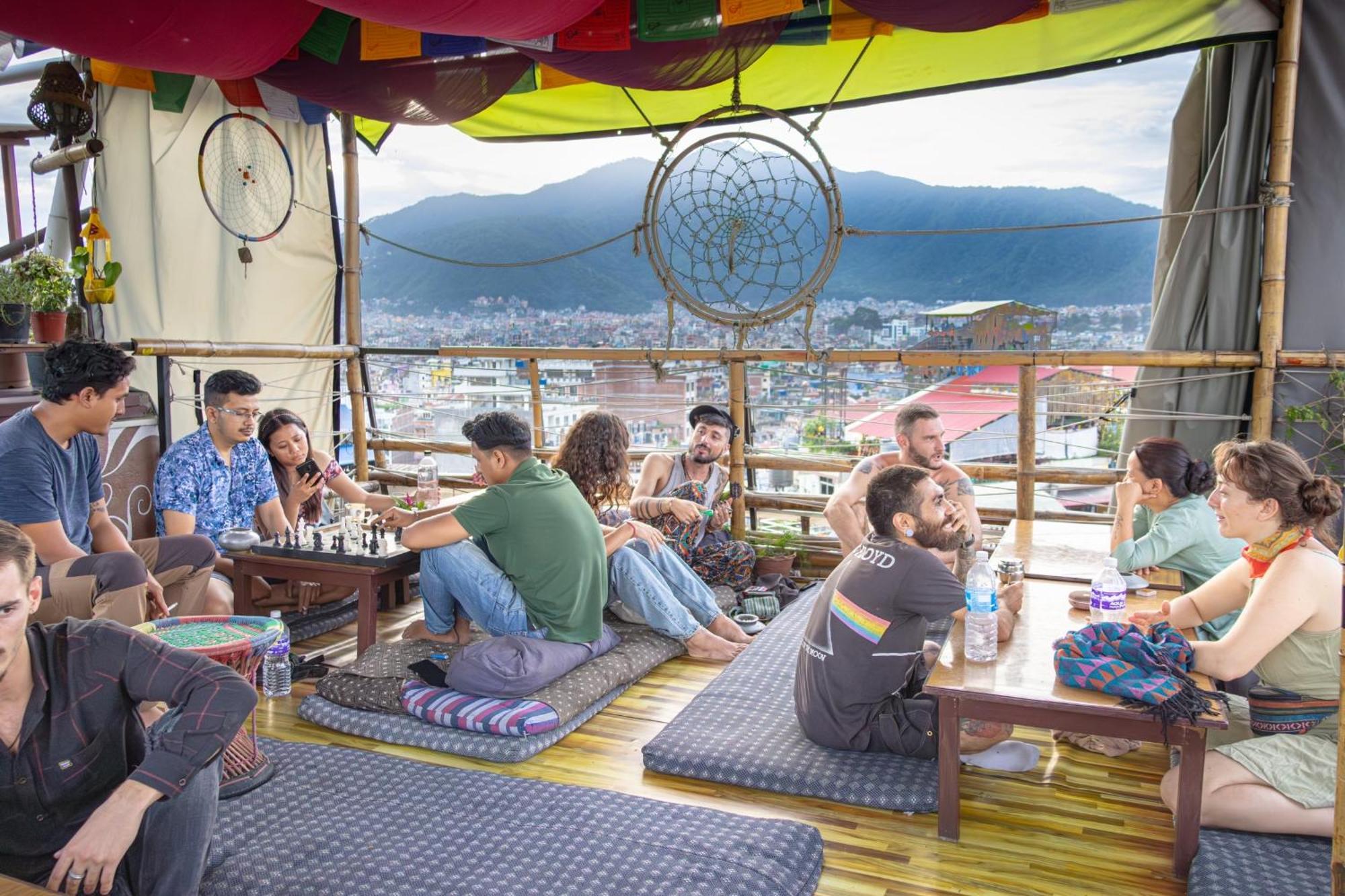 Planet Nomad Hostel Catmandu Exterior foto