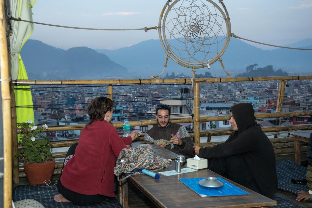 Planet Nomad Hostel Catmandu Exterior foto